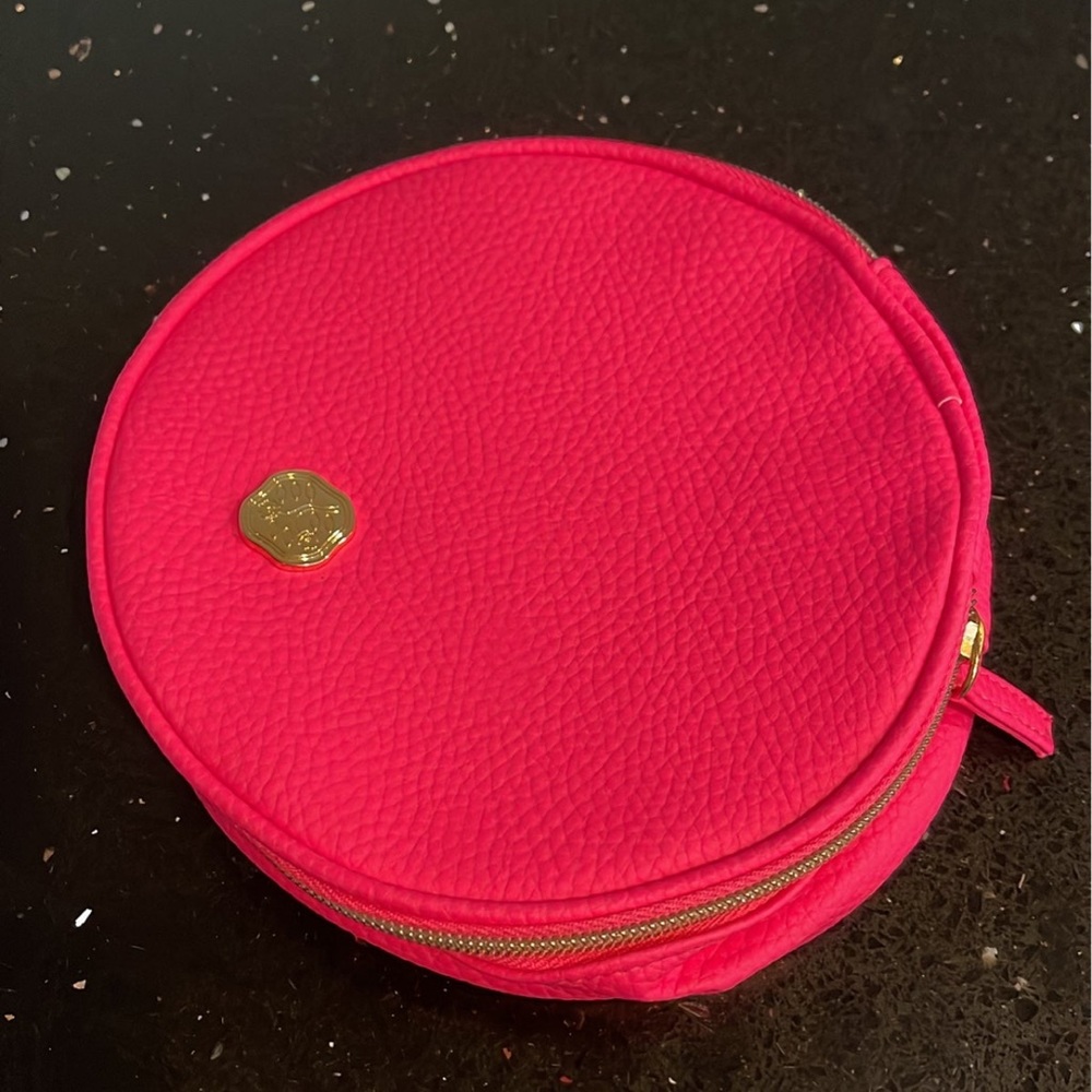 Brand new Shiseido Makeup Bag